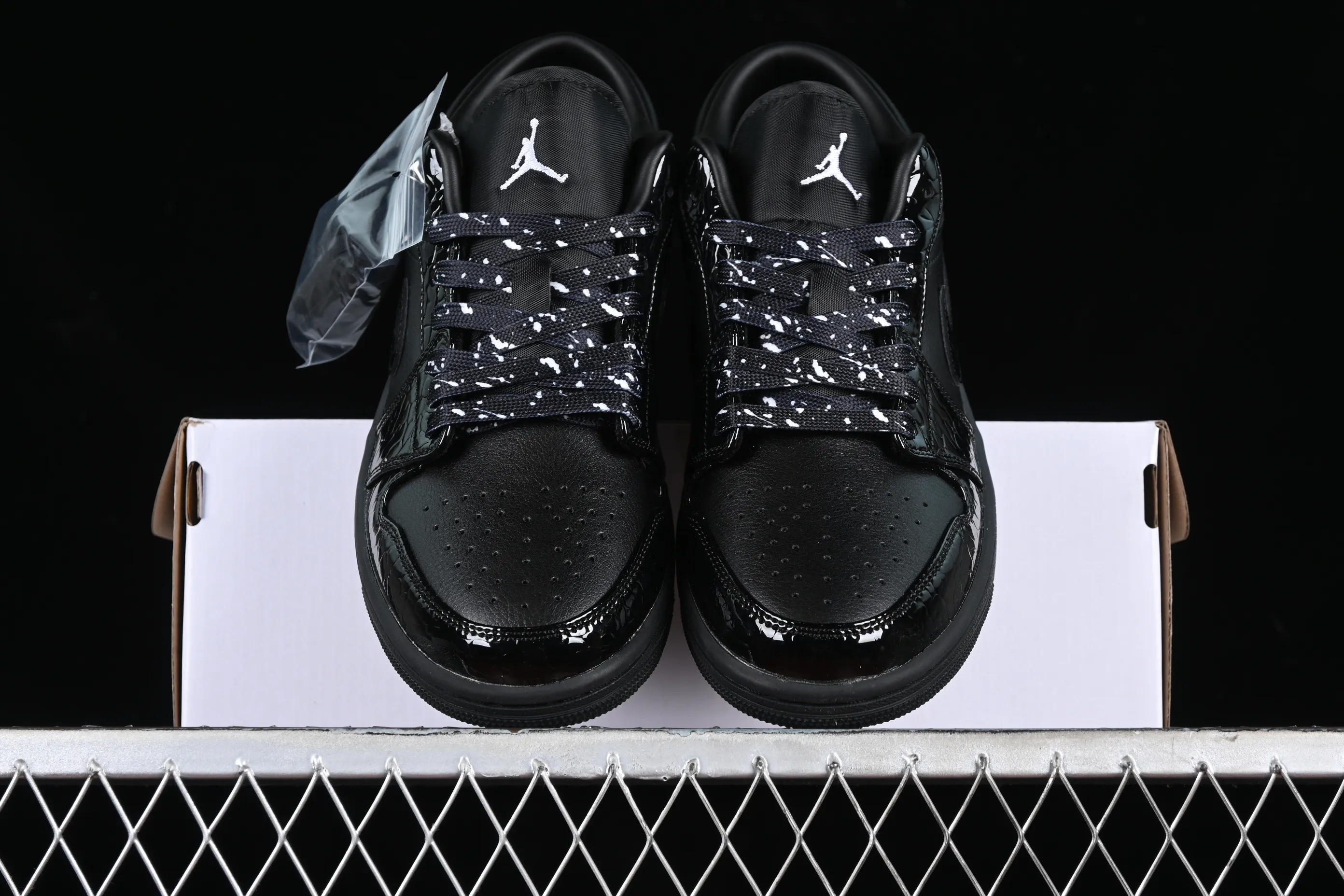 All categories Air Jordan Jordan series basketball shoes Air Jordan 1 Low Air Jordan 1 Low "Black Croc" AJ1 Joe 1 crocodile black low-top cultural casual sneakers HJ7743-010